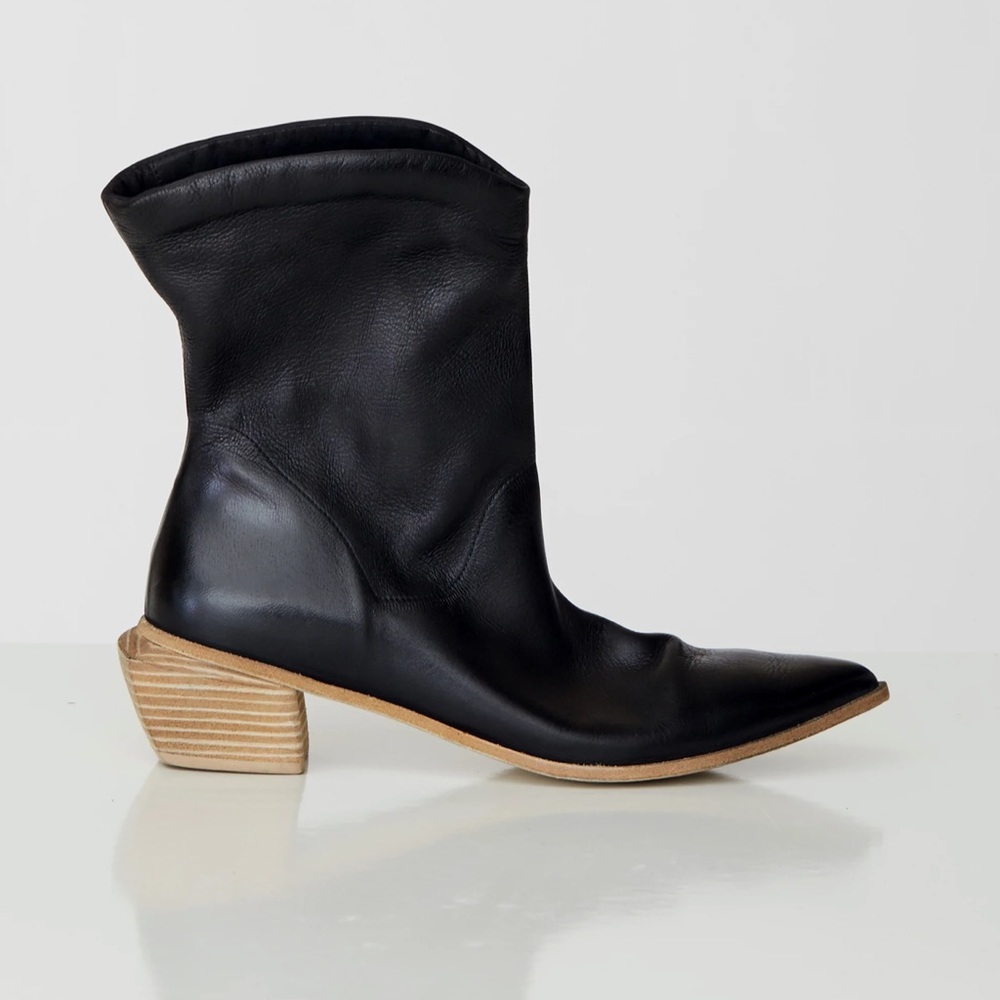 MARSELL black leather Stuzzicone Tronchetto boots western stacked heel size 7 37